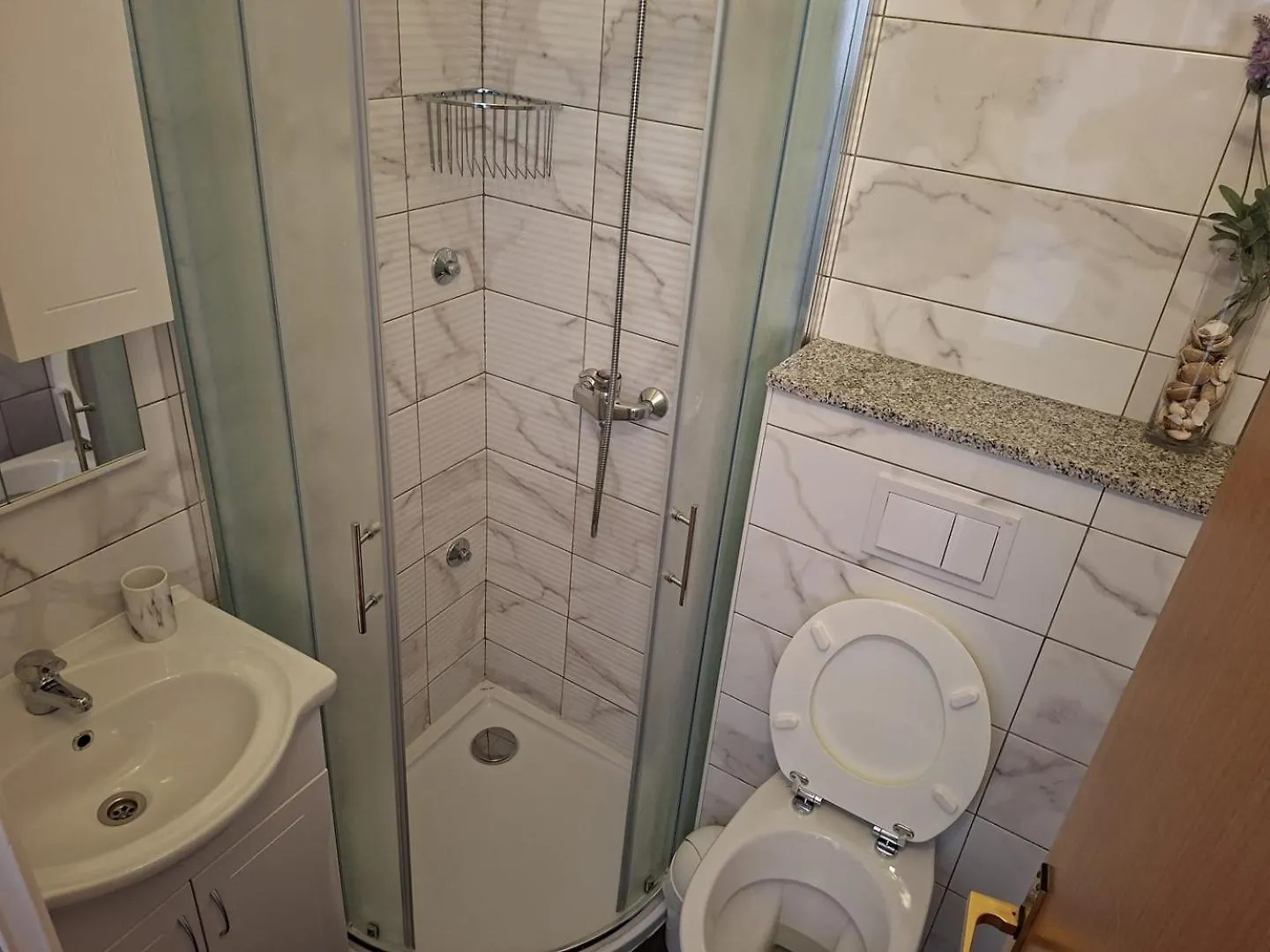 Romano Apartments Palit Guest house