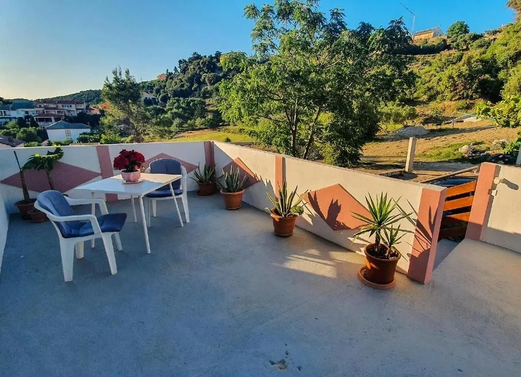 Guest house Romano Apartments Palit