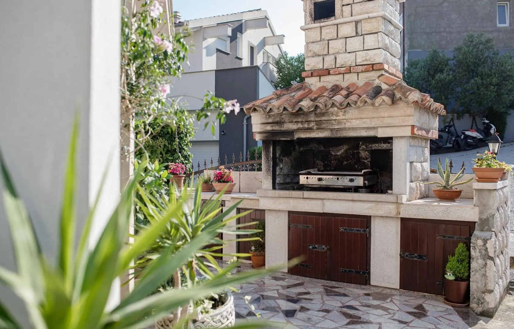 Guest house Romano Apartments Palit
