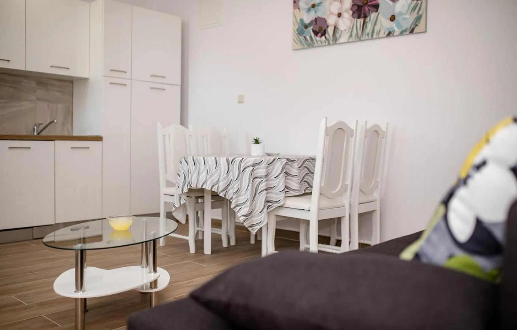 Romano Apartments Palit