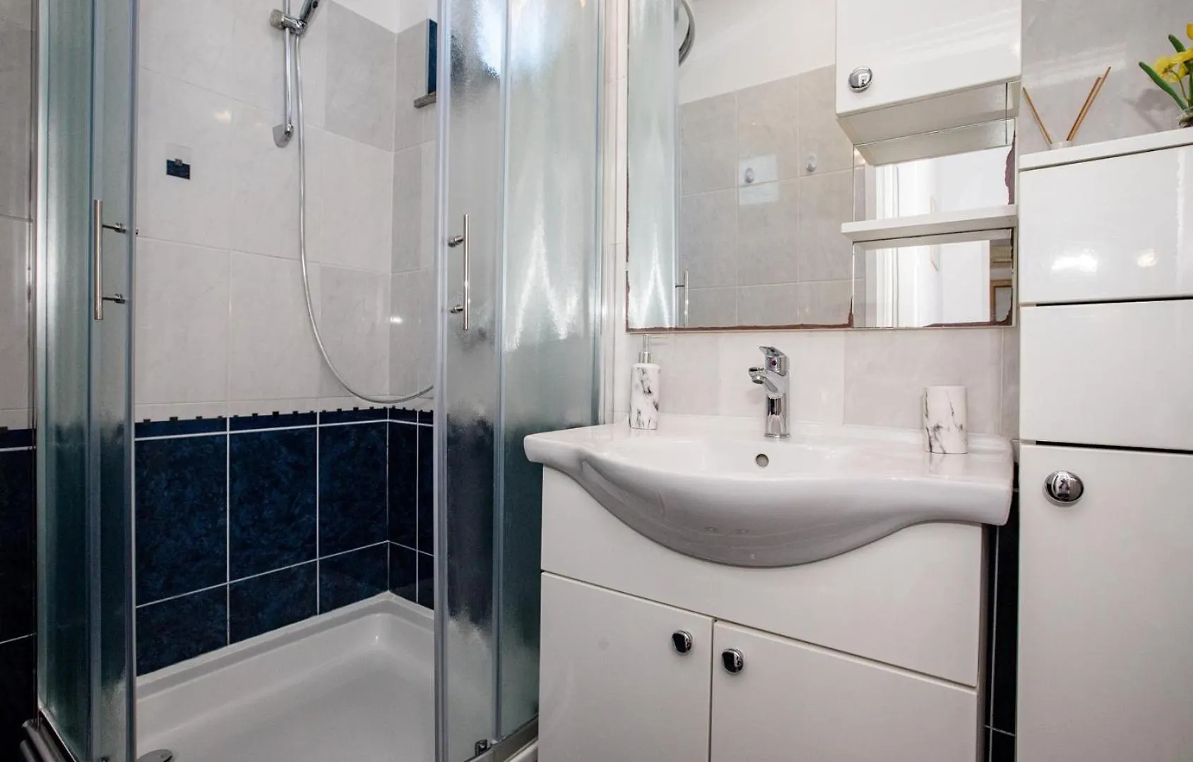 Romano Apartments Palit